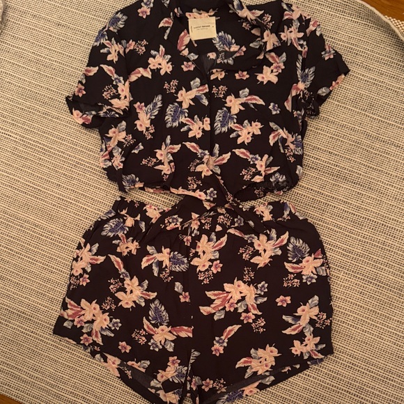 Lucky Brand Floral Patterned Apparel - Picture 1 of 4